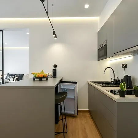 Luxury Downtown C1 Daire