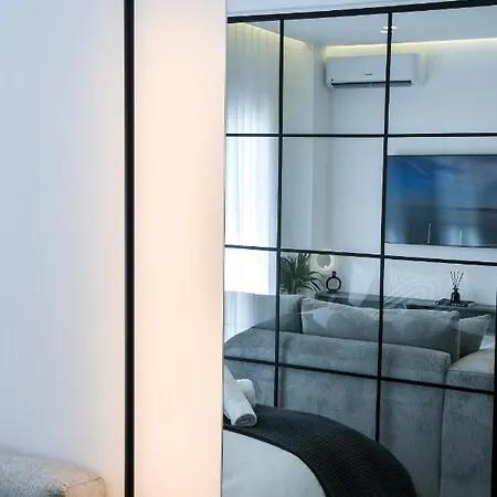 Luxury Downtown C1